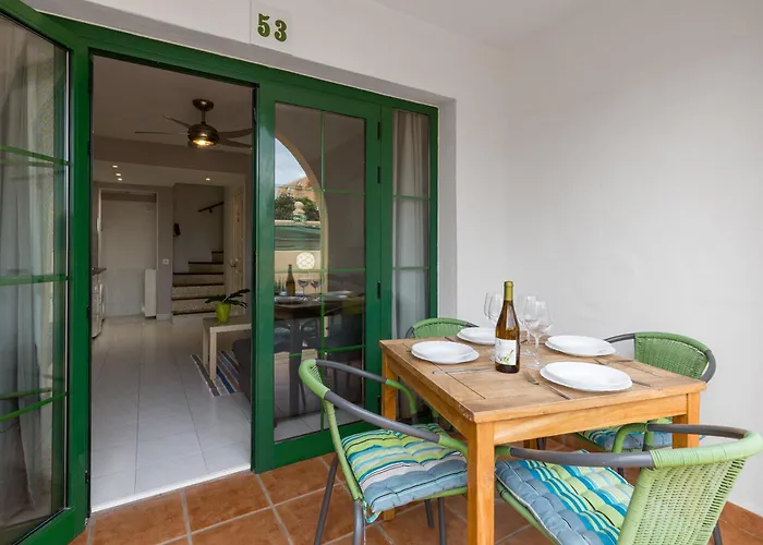 Home2book Charming Duplex, Terrace & Pool, Caleta