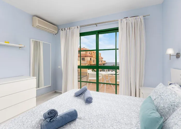 Home2book Charming Duplex, Terrace & Pool, Caleta